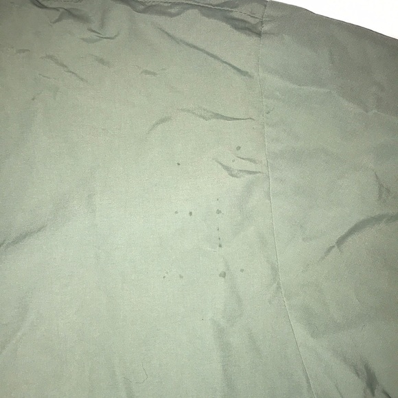 This is a olive green jacket. - Picture 3 of 3